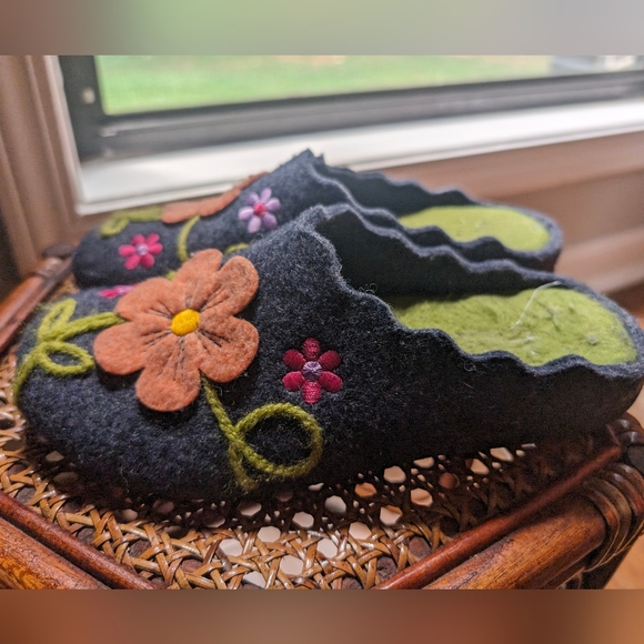 Flexus by Spring Step Posie Women's Wool Slippers. size 36 - Picture 2 of 6